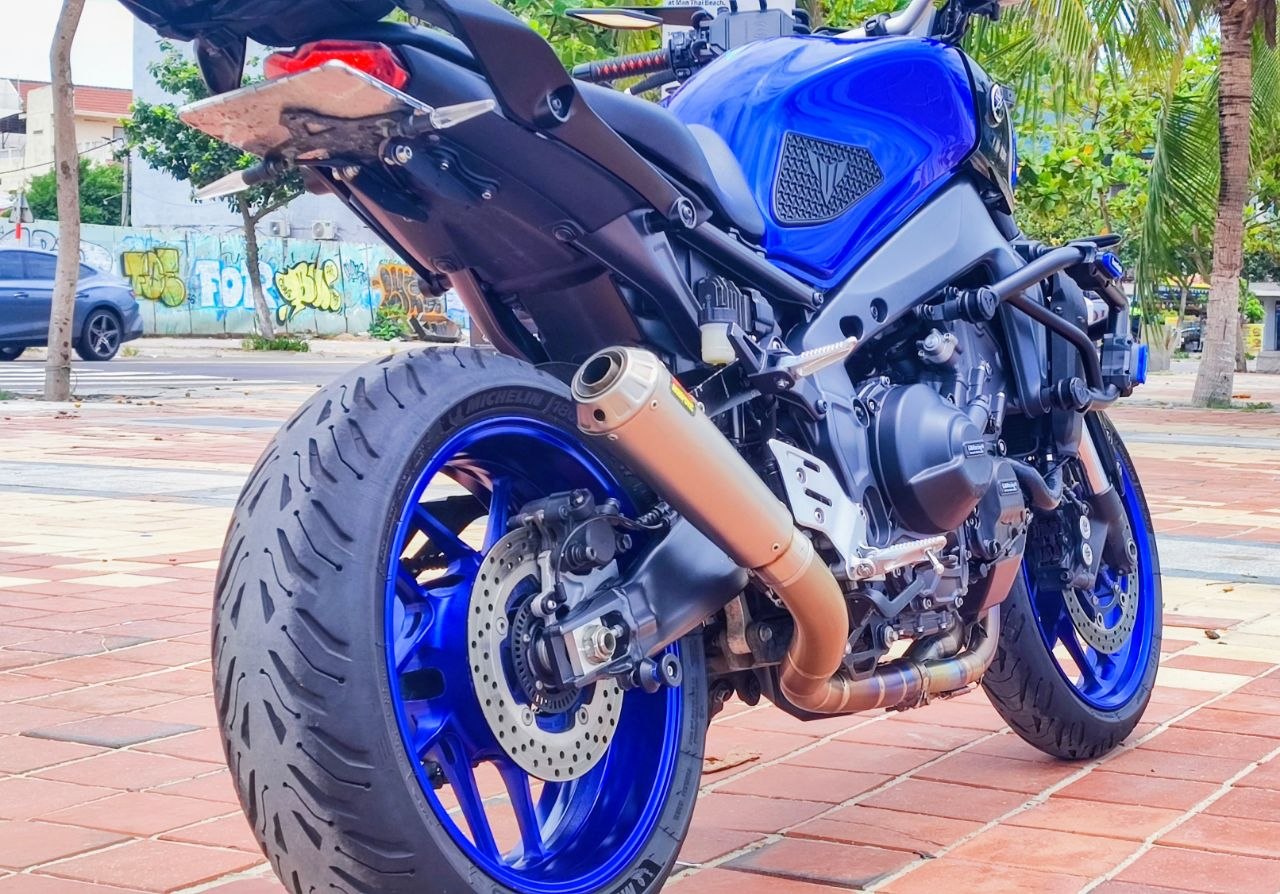 Фото 3: Продаётся Yamaha MT-09 2022 года выпуска, выехал из салона в июне…