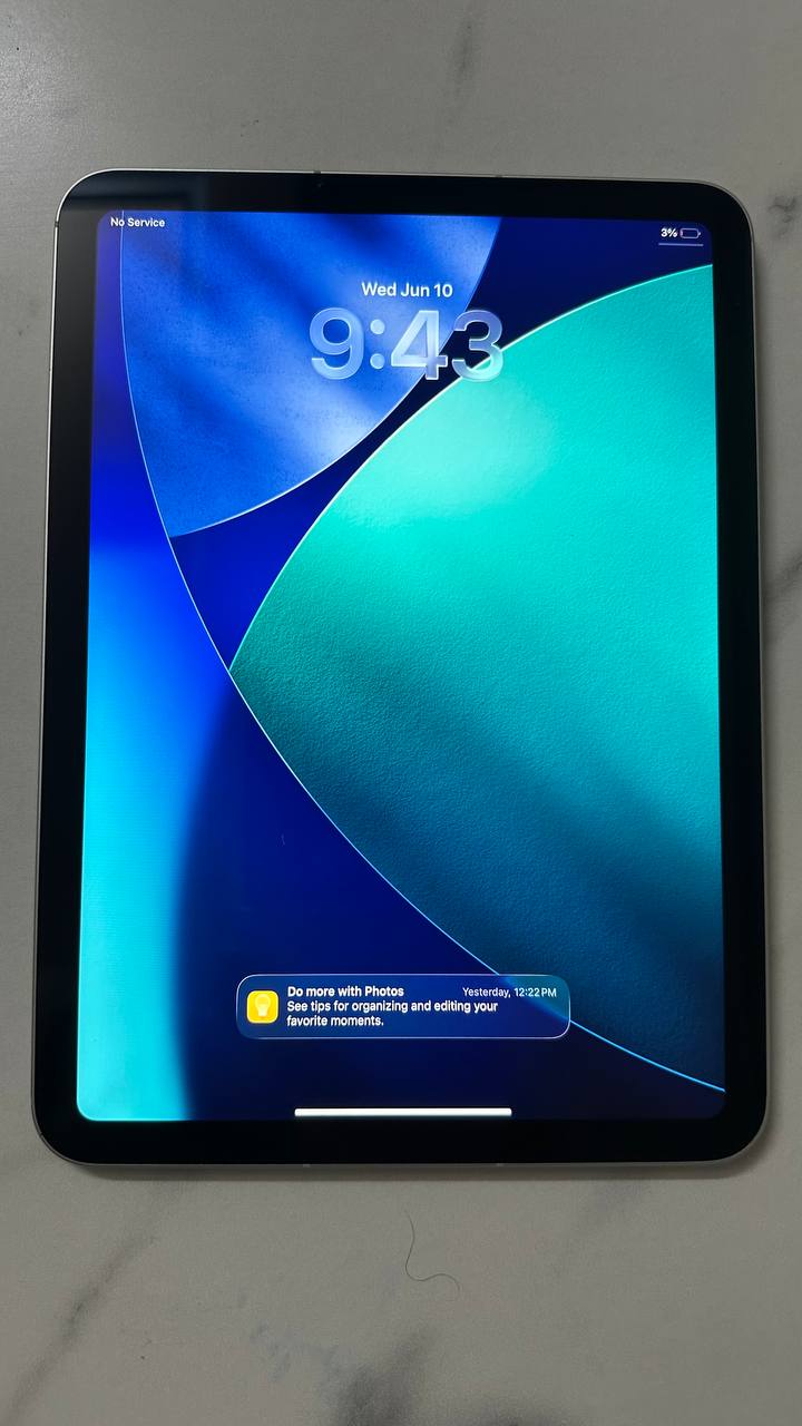 Фото 2: Продаётся новый iPad A16 (2025) 128 GB Wi-Fi + Cellular 5G в цвете Silver.