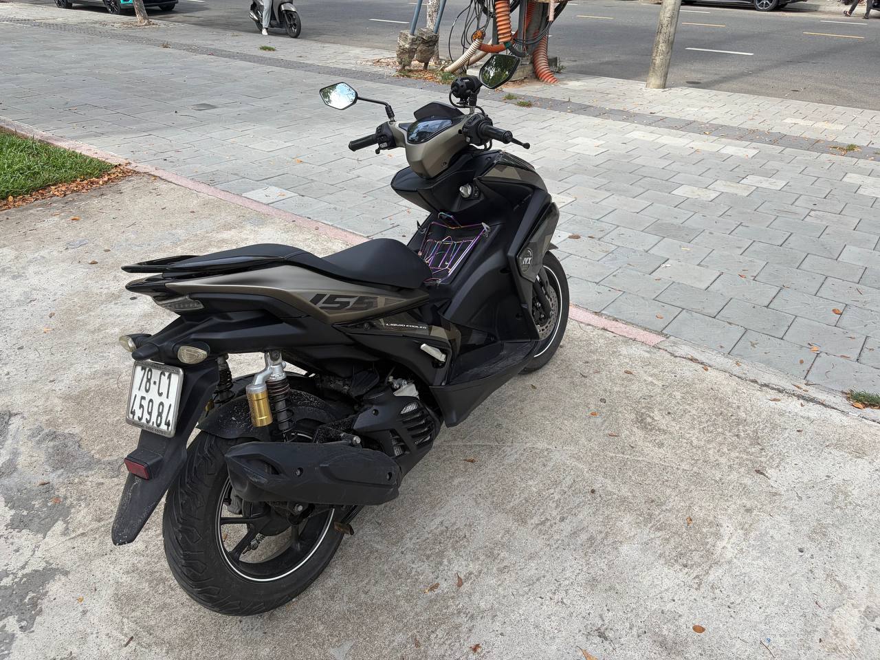 Фото 2: Продаётся байк Yamaha NVX 155 2017 года
