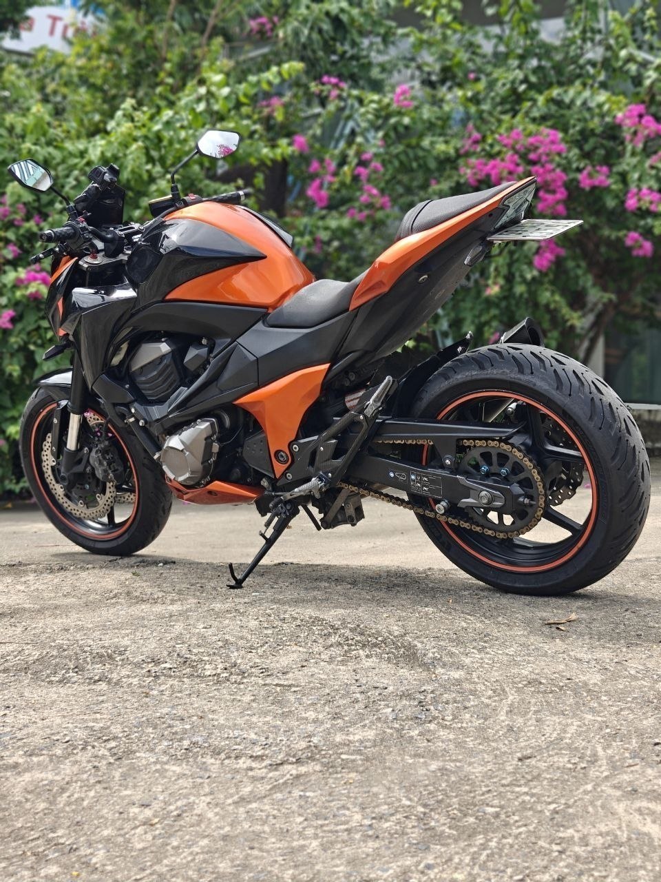 Фото 2: Kawasaki Z800 2017 года в отличном состоянии, пробег 34 000 км, полностью обслужен и не…