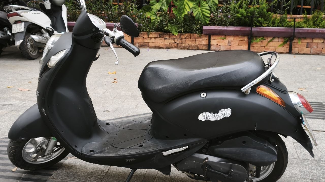 Фото 2: Продаю скутер SYM Elite 50cc 2020 года