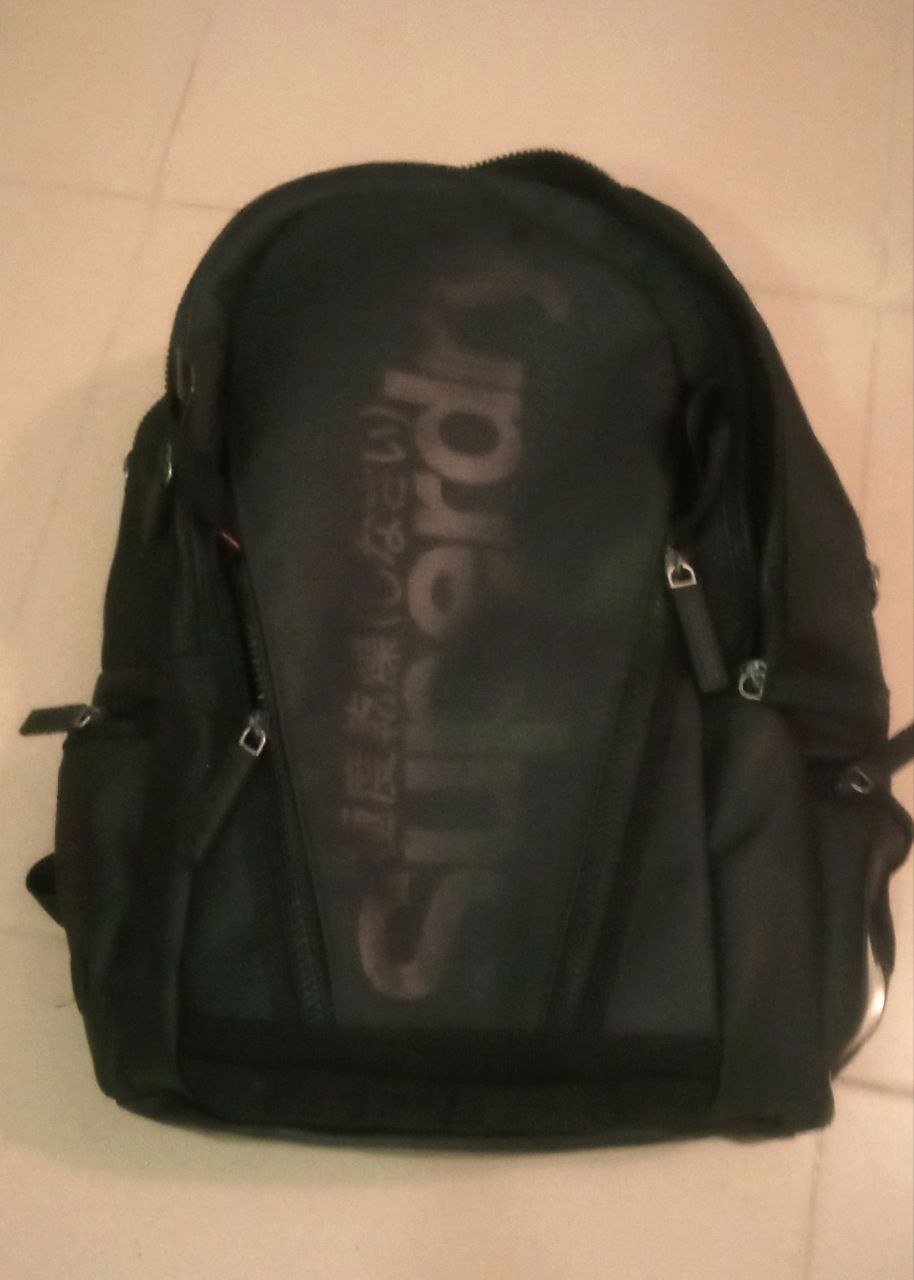 Продаётся рюкзак Superdry из водоотталкивающей ткани, размеры 30х45х13