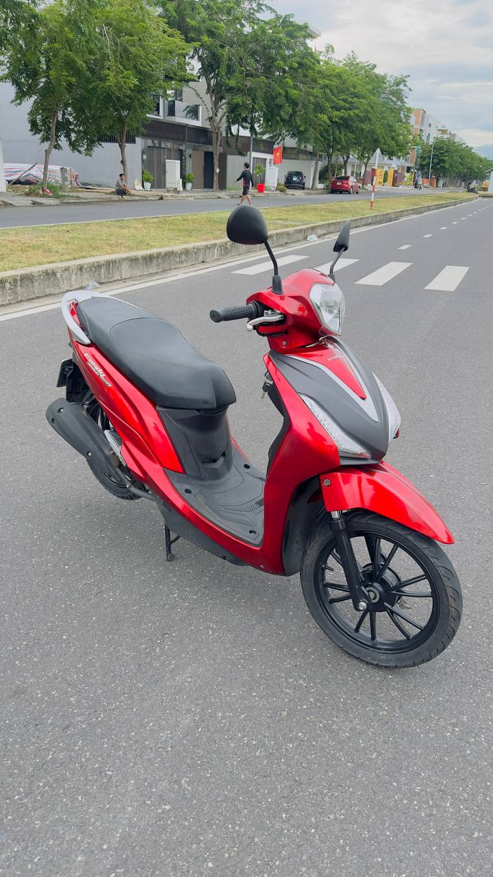 Фото 2: Продаётся скутер Kymco Candy 50cc 2023 года, автомат, без прав