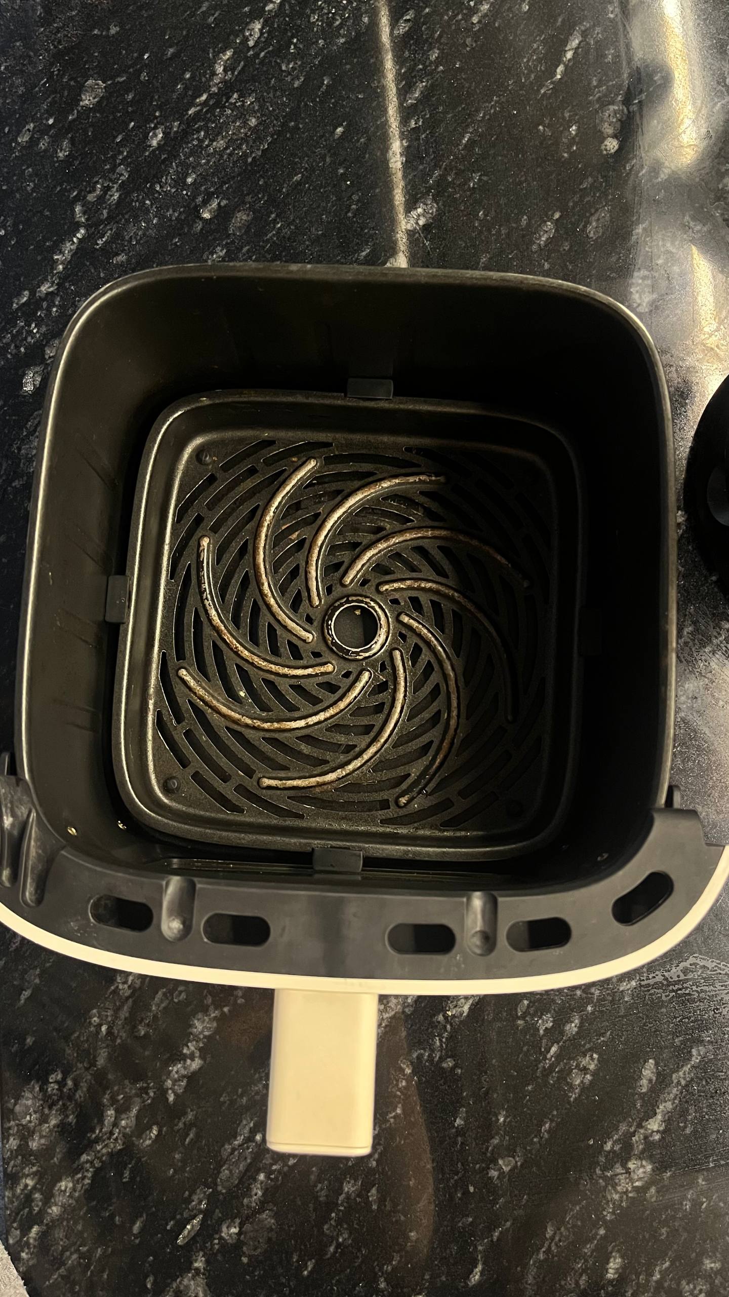 Фото 2: Аэрогриль Xiaomi Air Fryer N1 объёмом 5 л