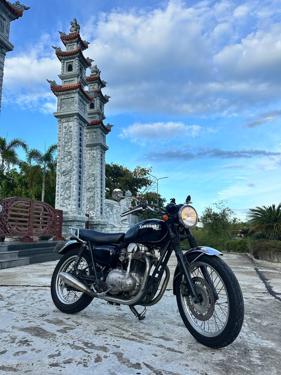 Фото 3: Продаю мотоцикл Kawasaki W400 2009 года в отличном состоянии
