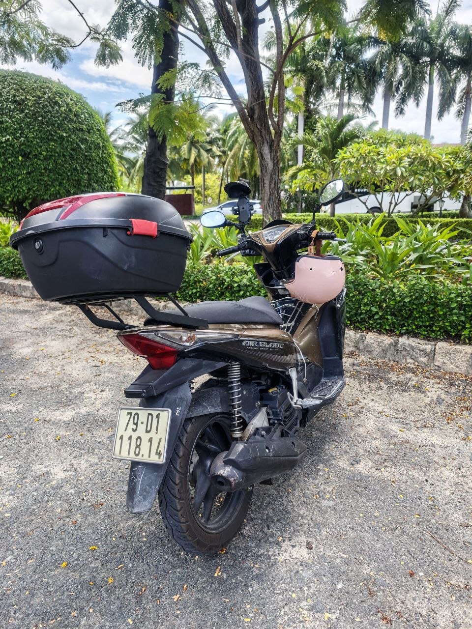 Фото 3: Продаётся Honda Air Blade 110i 2012 года в хорошем техническом состоянии, полностью…