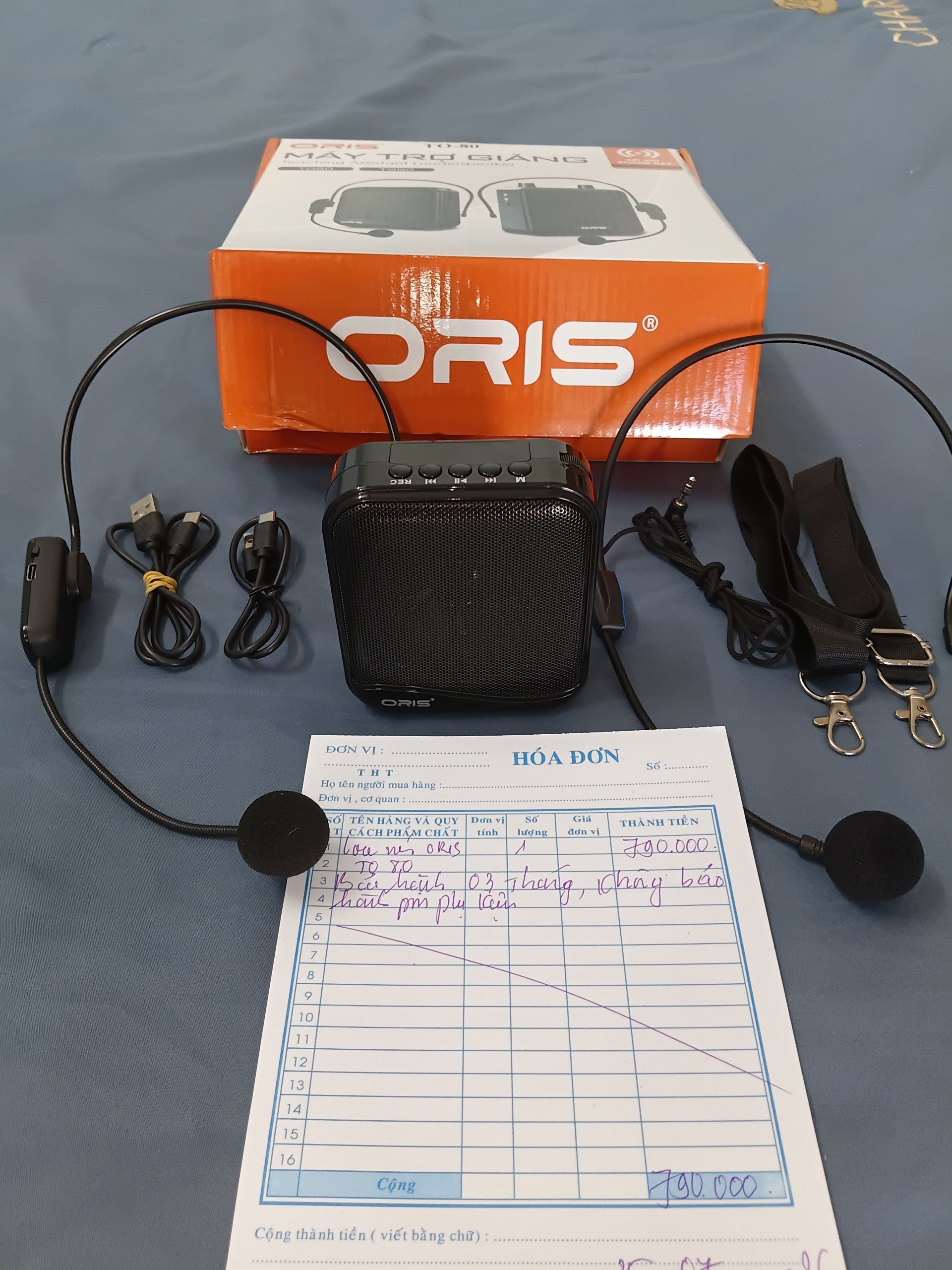 Продаётся усилитель голоса Oris TO-80 в состоянии нового, использовался всего 2 раза…