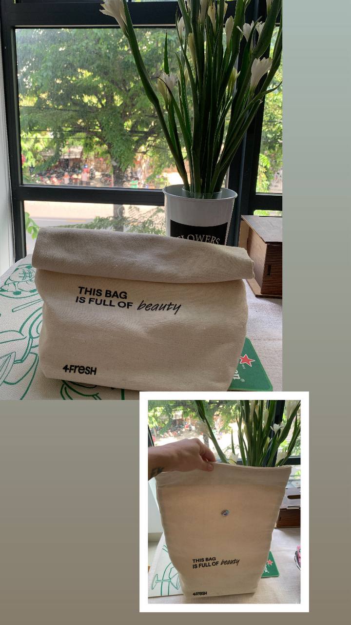 Фото 2: Продаются книги, хна, косметичка, каф, бельё Victoria's Secret и сумочка Mango.