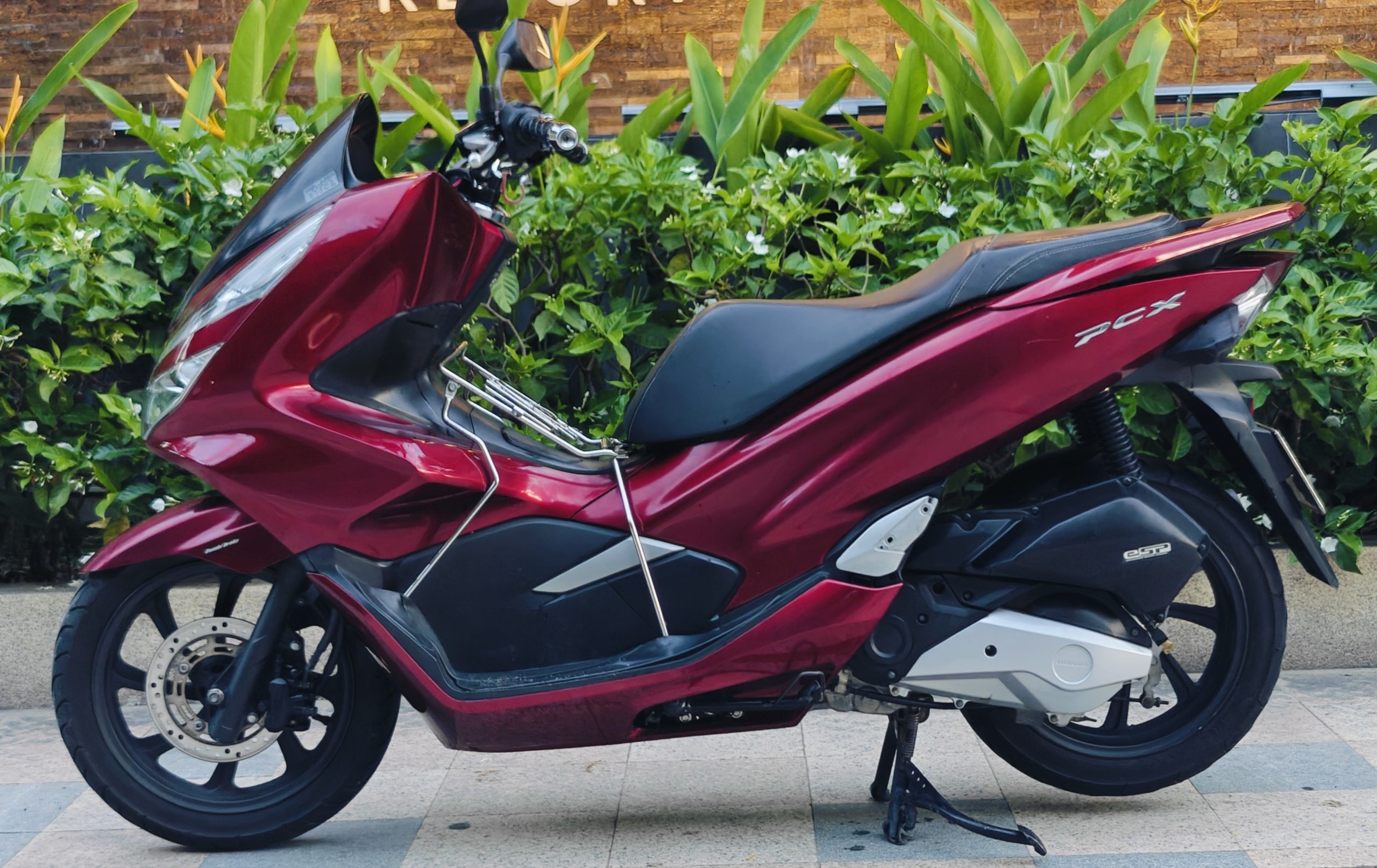 Фото 2: Продаю Honda PCX 125, третье поколение, 2022 год
