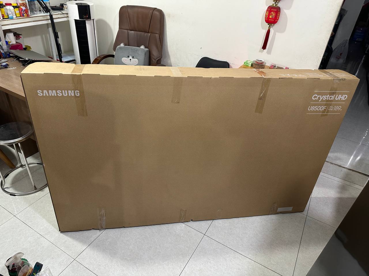 Продаётся подержанный 75-дюймовый телевизор Samsung в отличном состоянии, практически…
