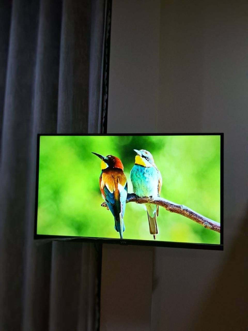 Продаётся Smart TV телевизор VW 32 QLED в состоянии нового, куплен в феврале 2026, на…
