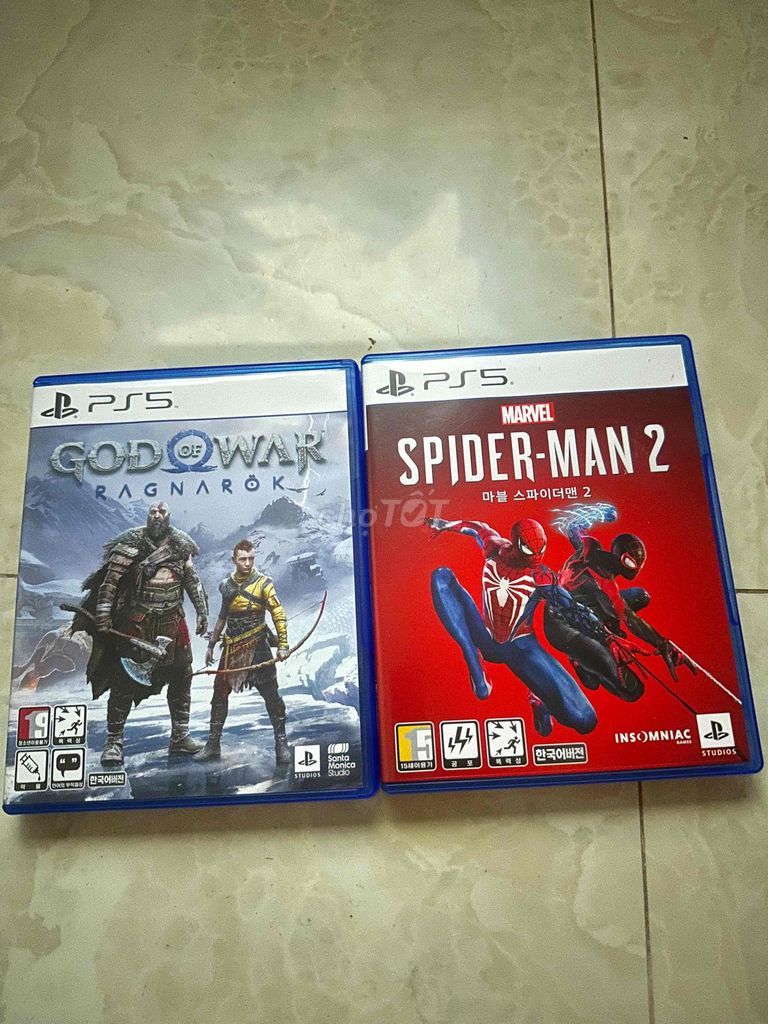 Продаются диски для PS5: God of War Ragnarök за 550 000 донгов и Spide