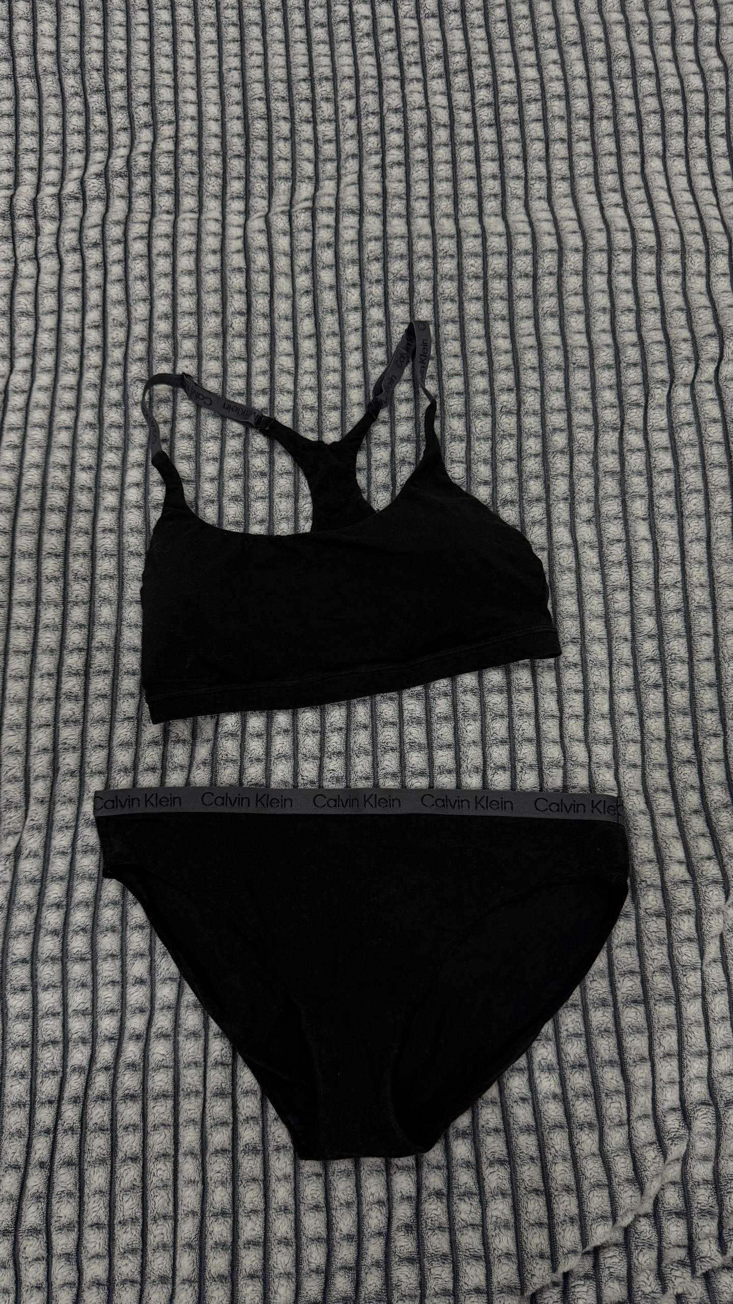Фото 3: Продаётся женская одежда брендов Love Republic, Uniqlo, H&M, Zara