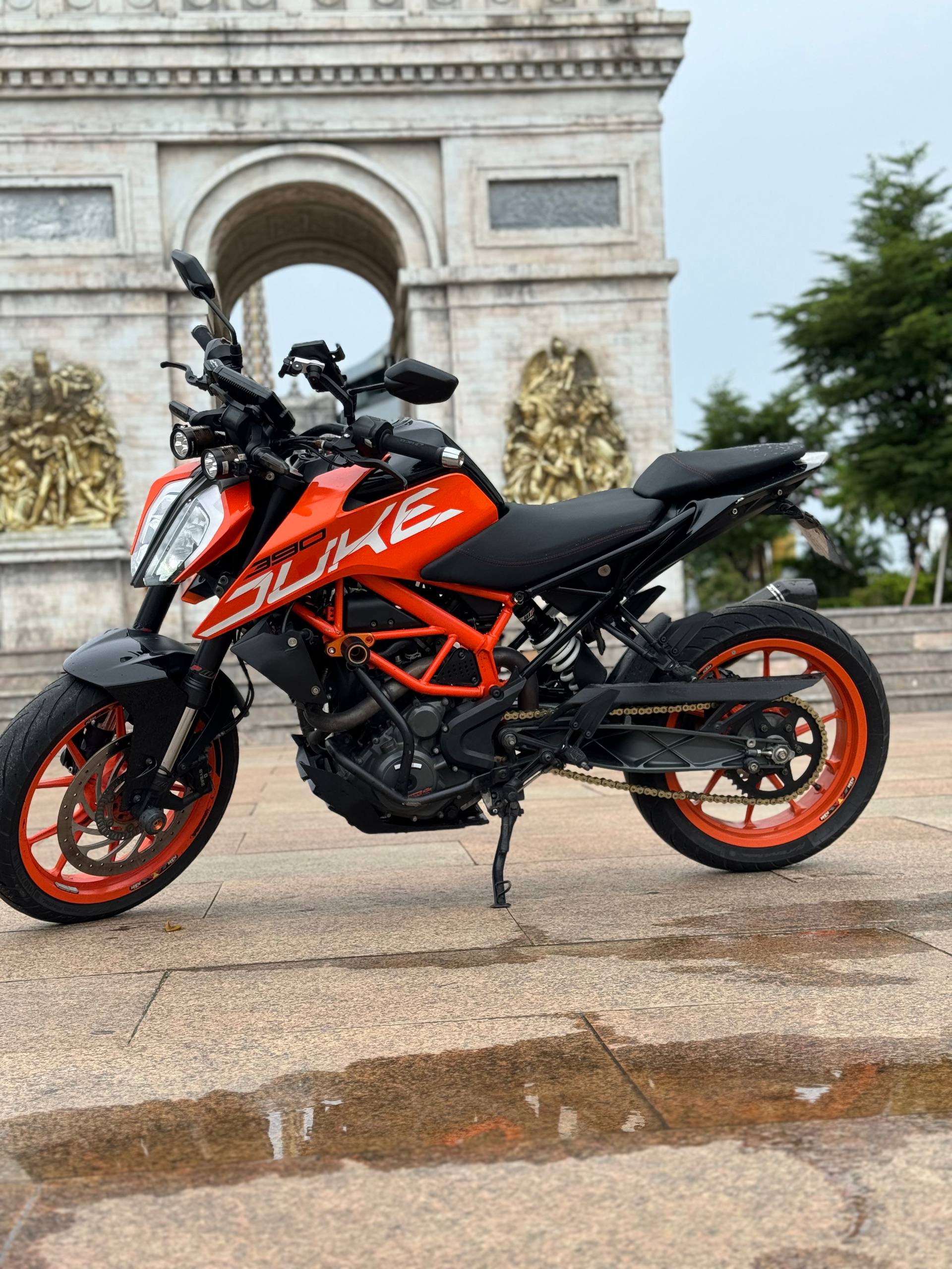 Продаю KTM 390 Duke 2019