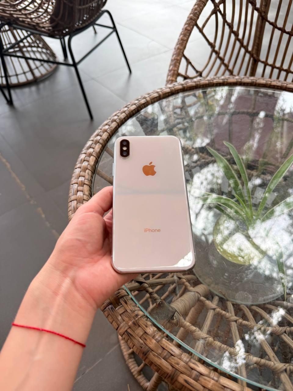 Фото 2: Продаётся iPhone X 64GB, купленный в салоне в Ханое