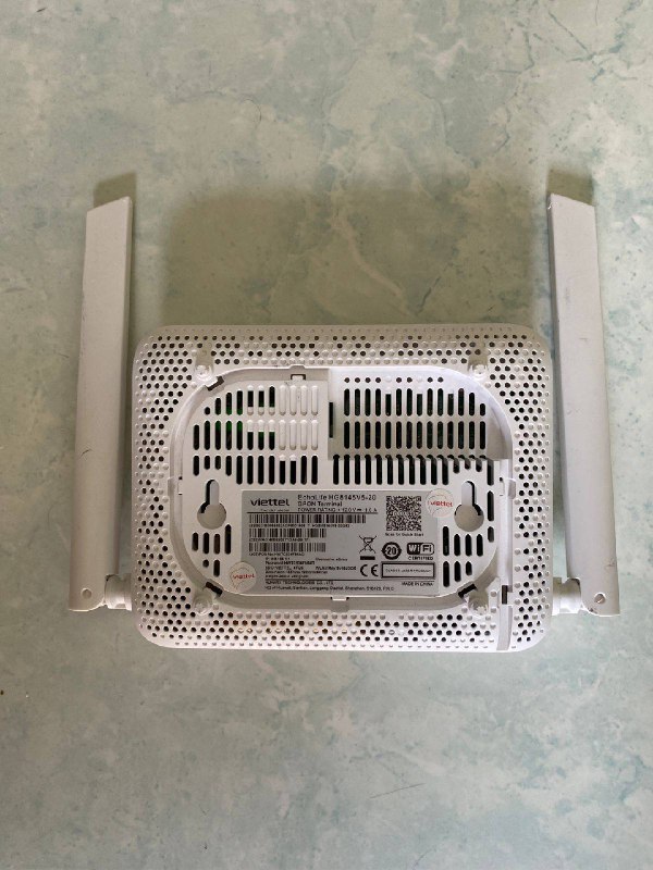 Фото 3: Продаётся рабочий роутер Viettel/Huawei HG8145V5 в полном комплекте с блоком питания.