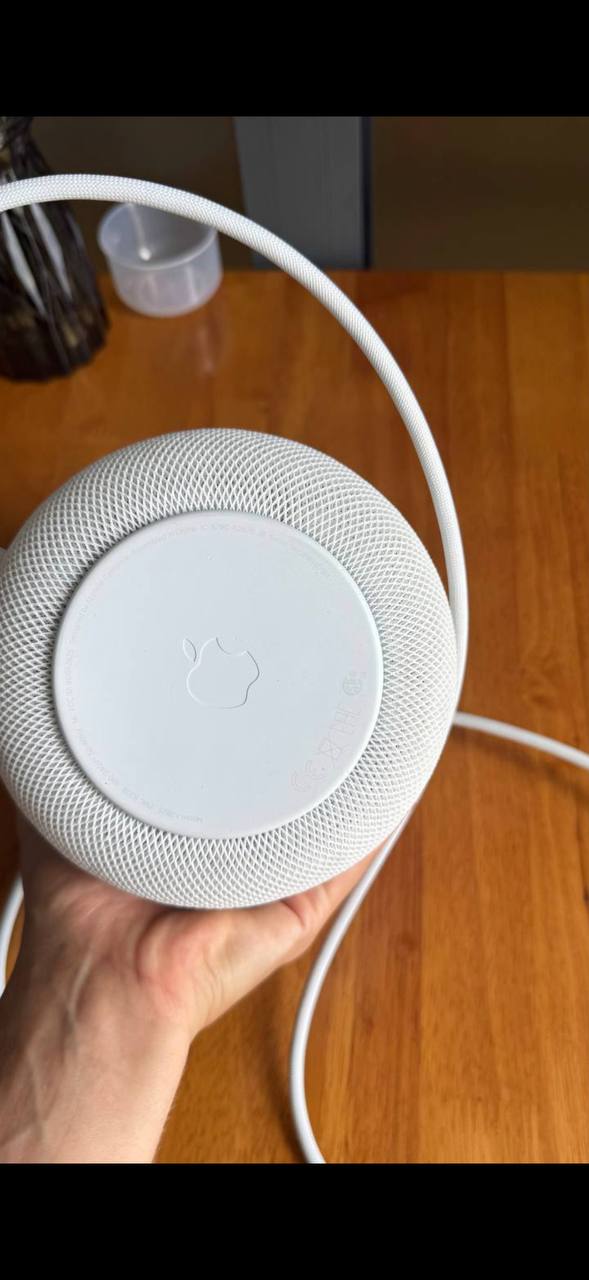 Фото 2: Продаётся оригинальный HomePod 2-го поколения (модель A2825) в отличном состоянии