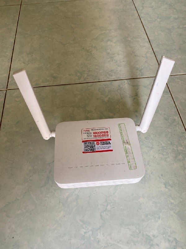 Продаётся рабочий роутер Viettel/Huawei HG8145V5 в полном комплекте с блоком питания.
