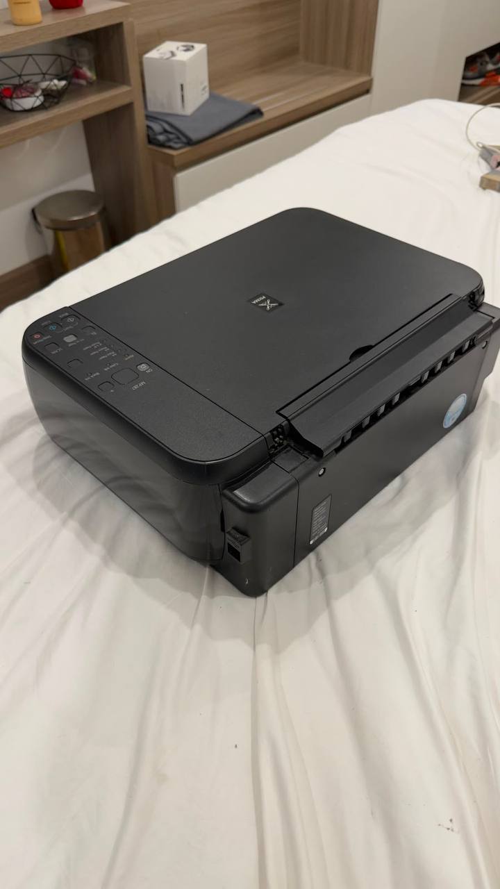 Срочно продаю многофункциональное устройство Canon PIXMA MP287 (принтер, сканер, копир)…