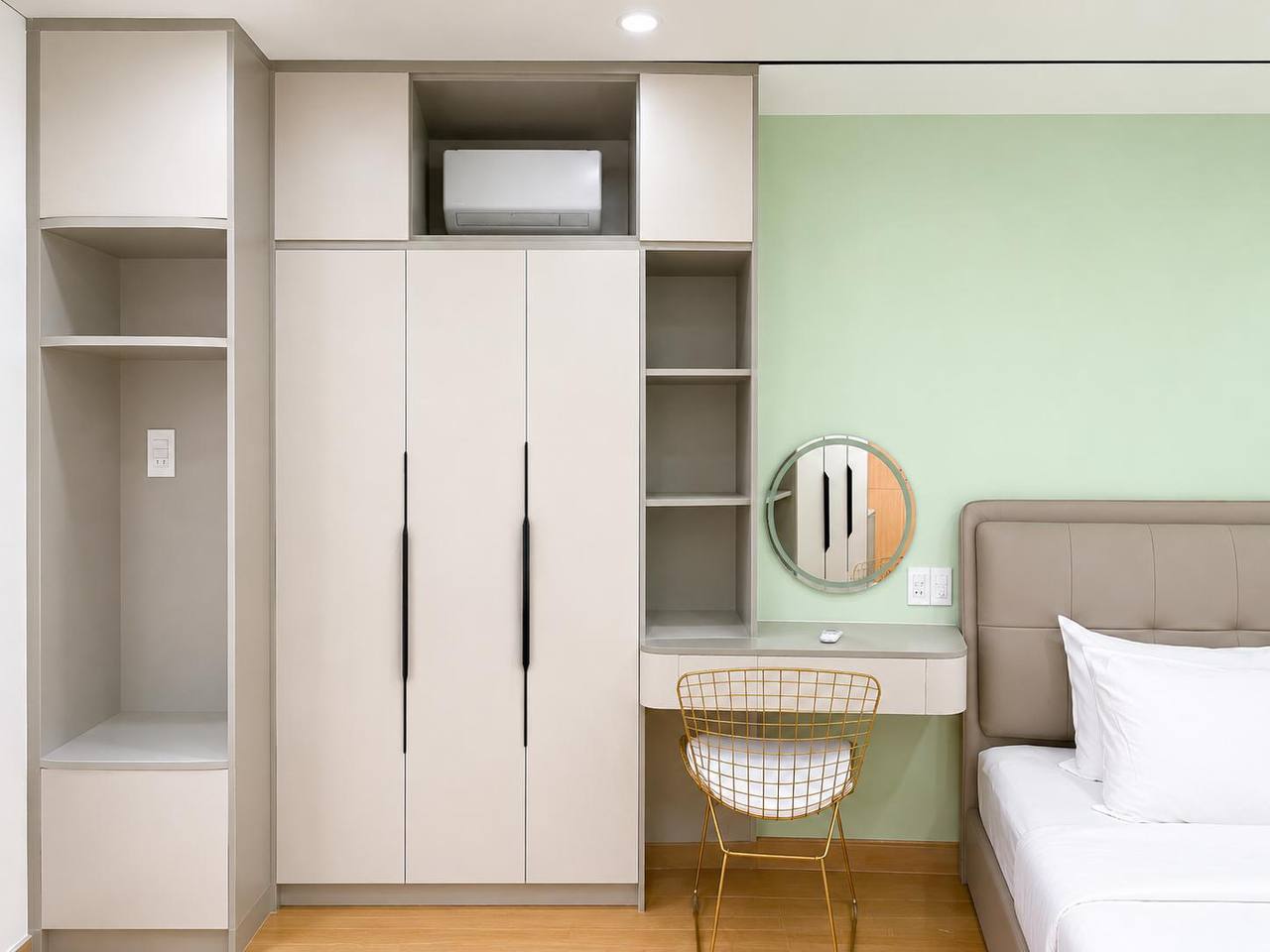 Фото 2: Сдаётся новая luxury-квартира 75 м² с 2 спальнями на 4-м этаже