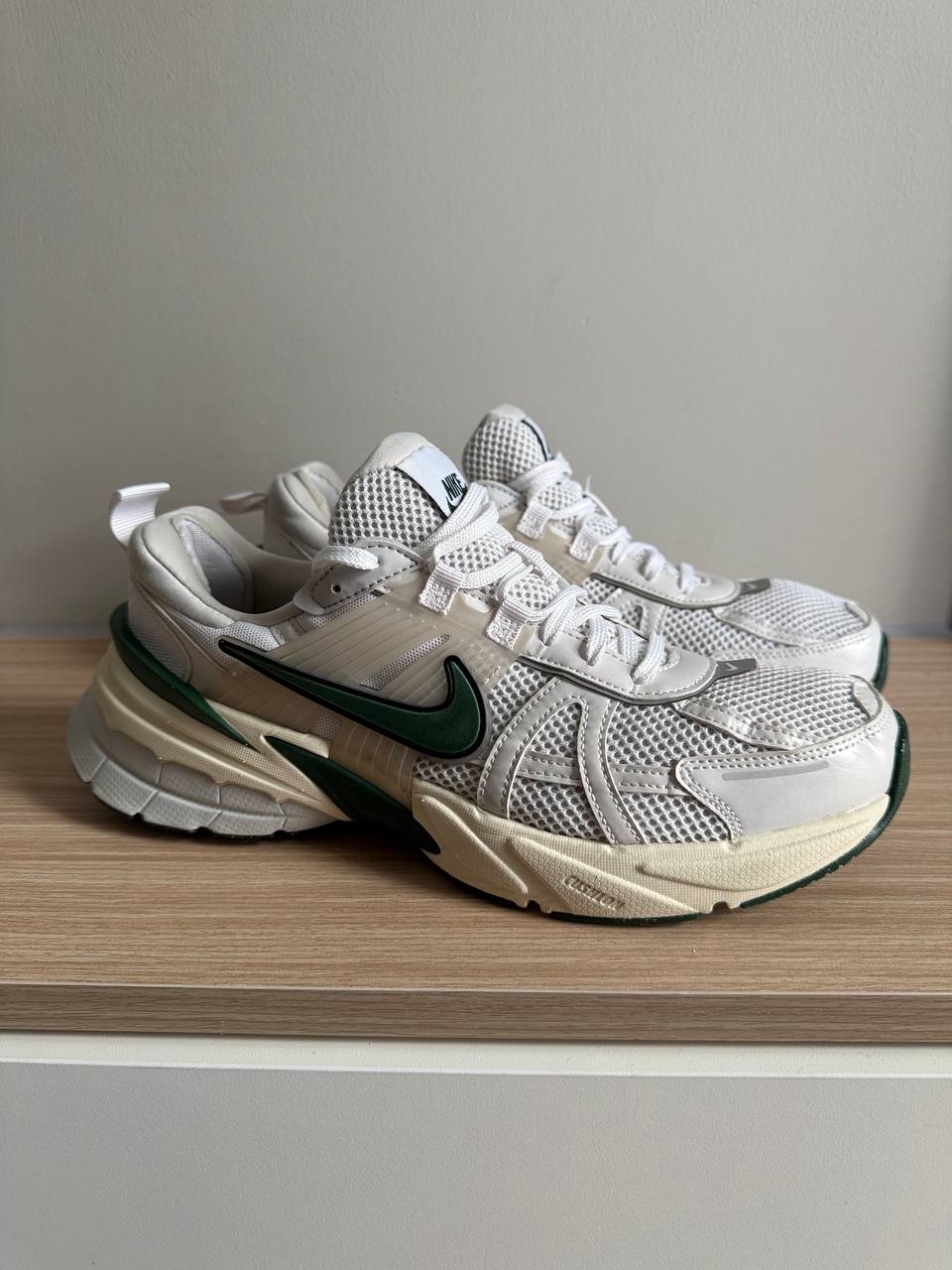 Кроссовки Nike V2K Run, размер US 11, б/у в отличном состоянии 9/10, оригинал, чистые и…