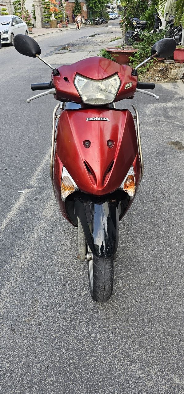 Срочно продаётся Honda Lead 108cc 2008 года