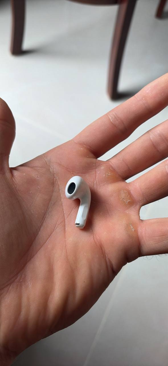 Фото 3: Продаются оригинальные наушники AirPods Pro 2 (почти новые) и AirPods…
