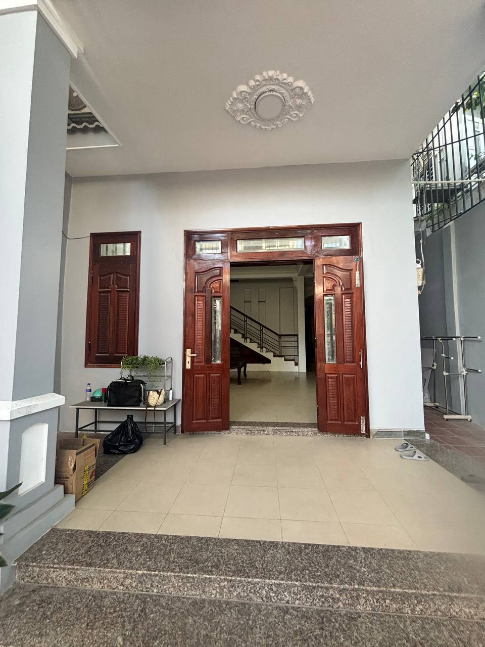 Сдаётся в аренду часть первого этажа в доме WB Coworking, идеально…