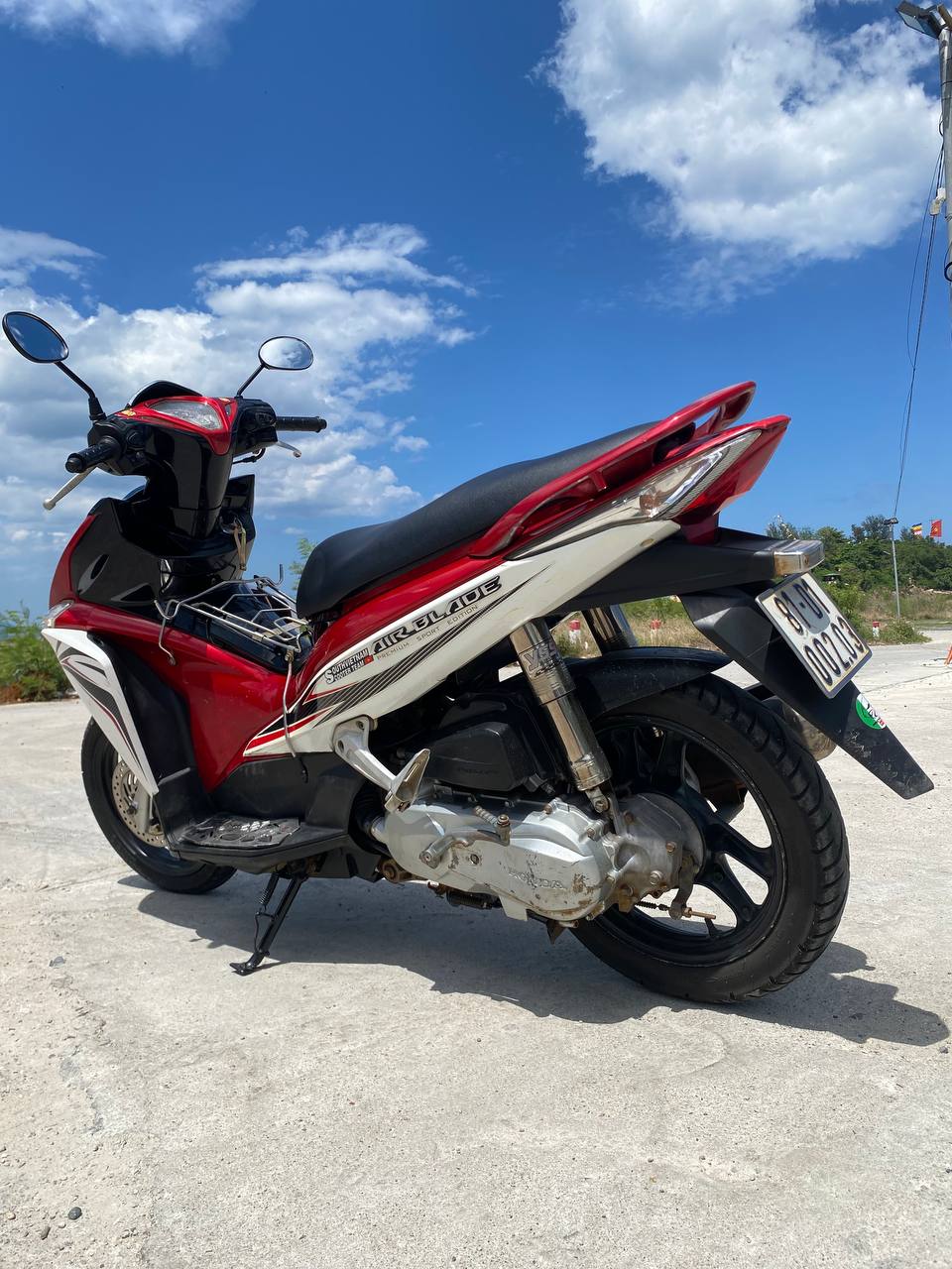 Фото 3: Продается Honda Air Blade 2012 в хорошем состоянии, документы в порядке.