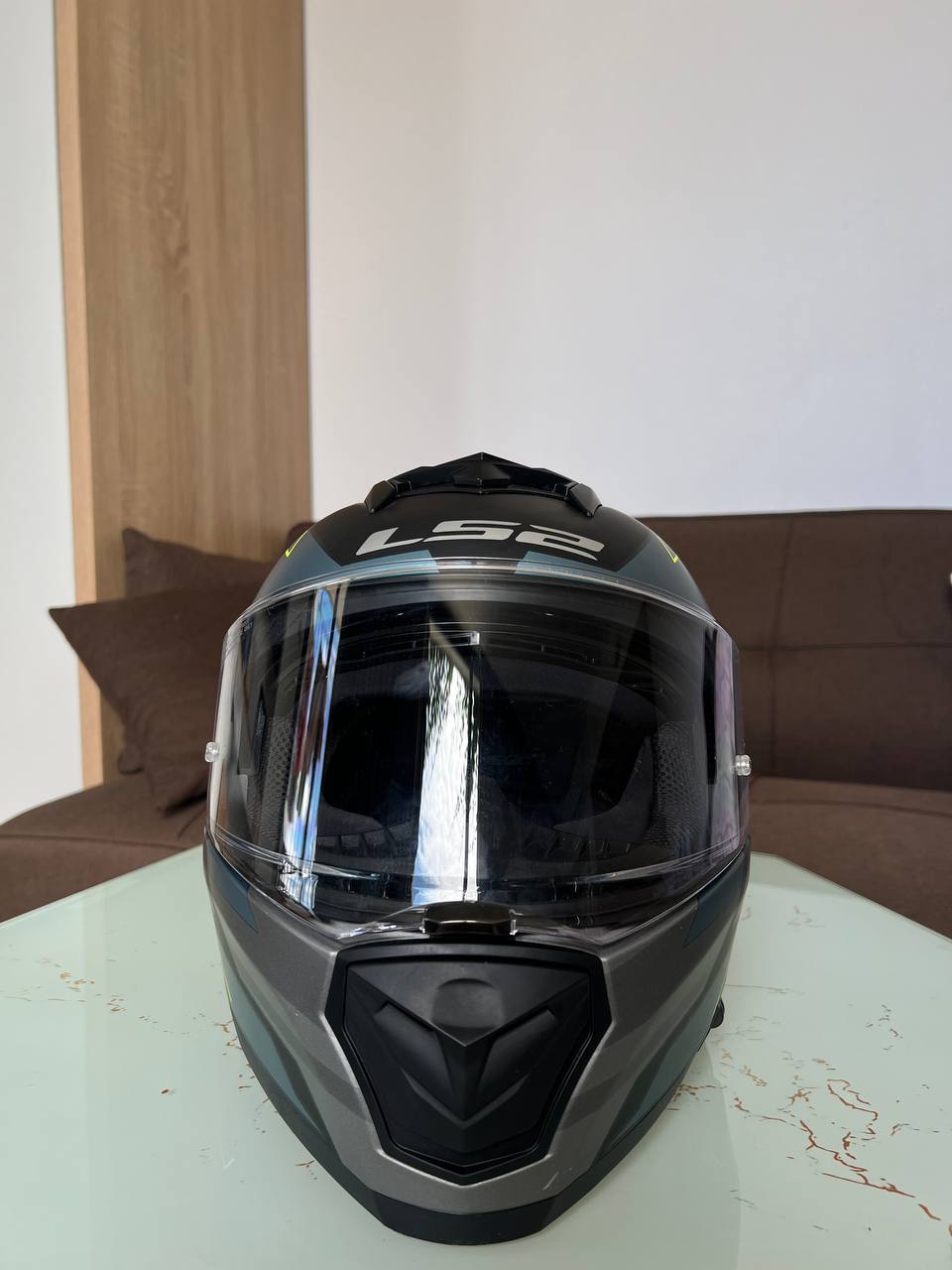 Продаётся шлем LS2 FF390, размер M