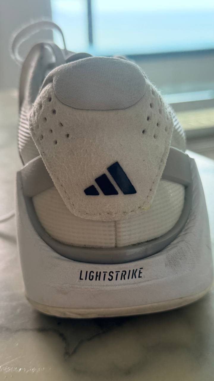 Фото 2: Продаю кроссовки Adidas Ubersonic 5, оригинал, размер 45,5, подойдут на ногу 44,5-45.