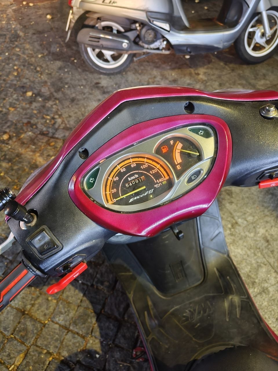 Фото 3: Продажа нескольких байков в Нячанге: Vespa LX 125 (2010) за 15 000…