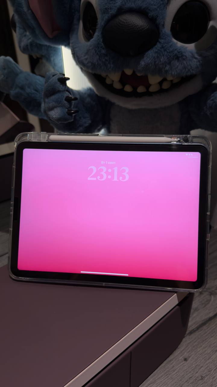 Продаётся iPad Air 5 64 ГБ в отличном состоянии, без царапин и ремонта.