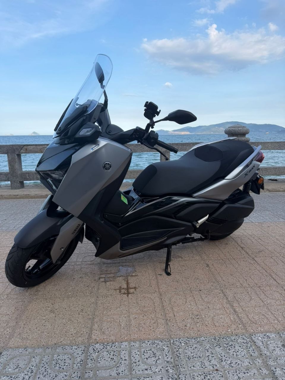 Фото 2: Продаётся Yamaha XMAX 300 2025 года в идеальном состоянии