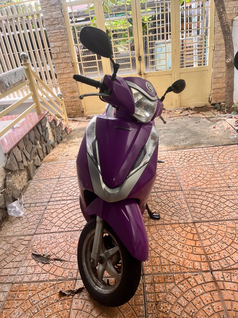 Продаётся Honda Lead 2014, полностью обслужен, документы в порядке (Blue Card, договор…