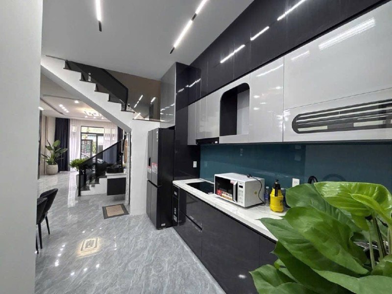 Дом 2 этажа, 5 спален, 4 санузла, 70 м²