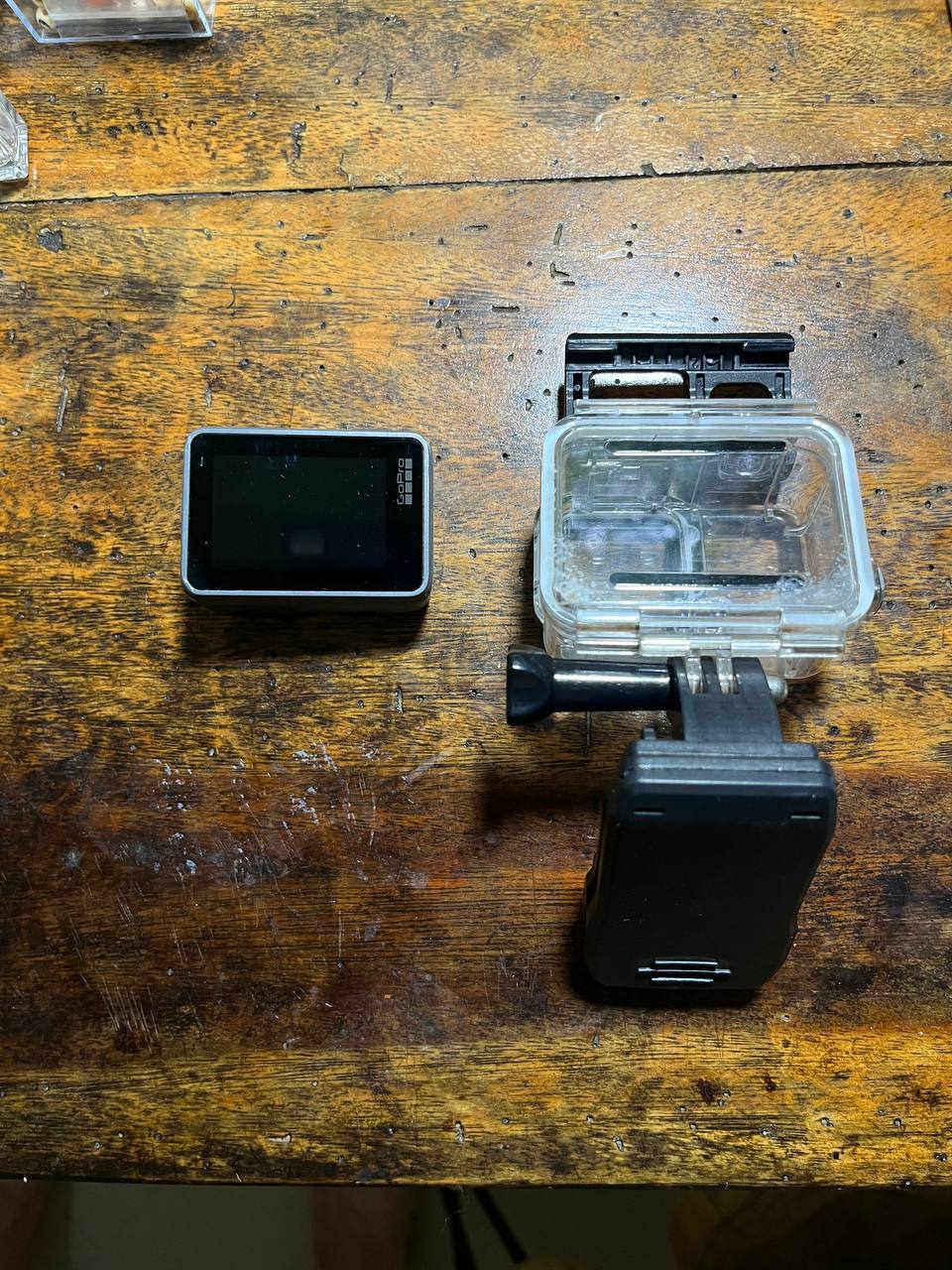 Продается GoPro Hero 7 Silver в идеальном состоянии, почти не использовалась.