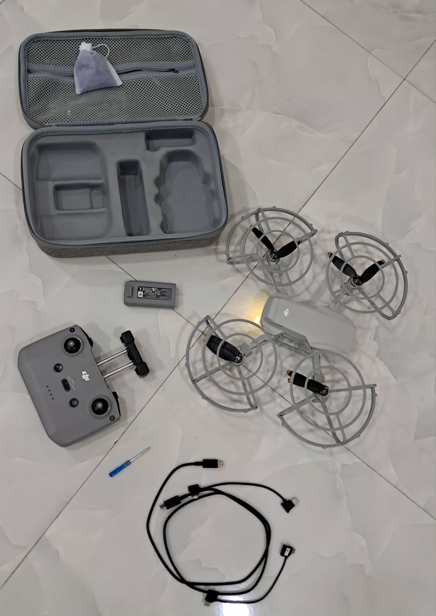 Продаю DJI Mini 2 в отличном состоянии, использовался мало, полностью исправен.