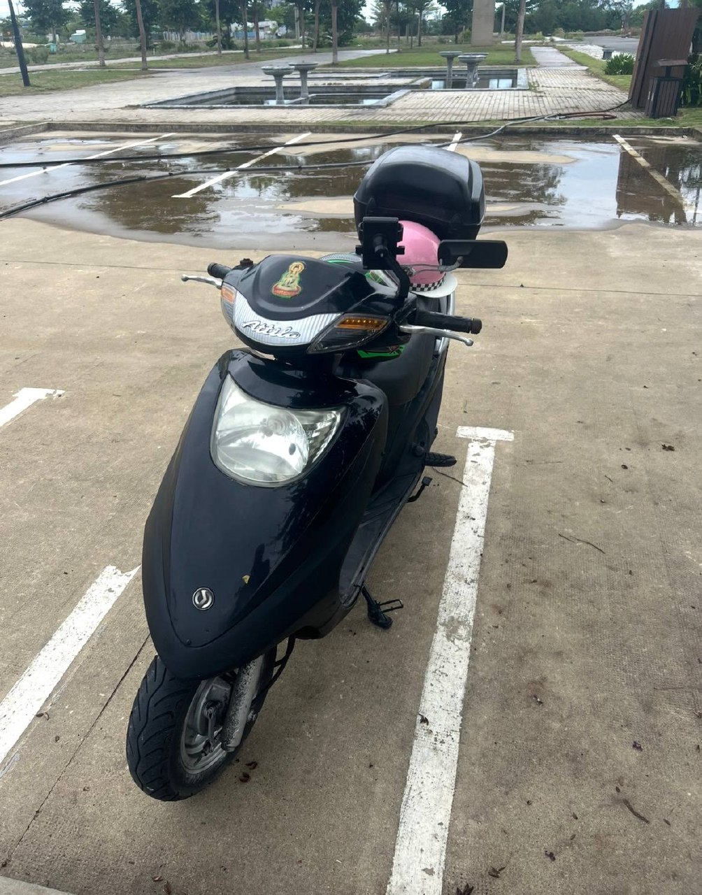 Продаю скутер SYM Attila 125 cc в полном комплекте