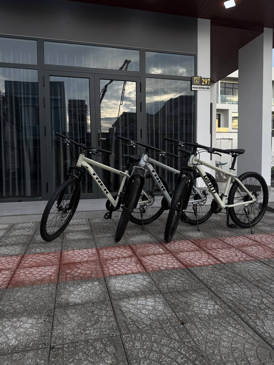 Фото 2: Продаются велосипеды Trek и Giant, полностью обслуженные, в идеальном