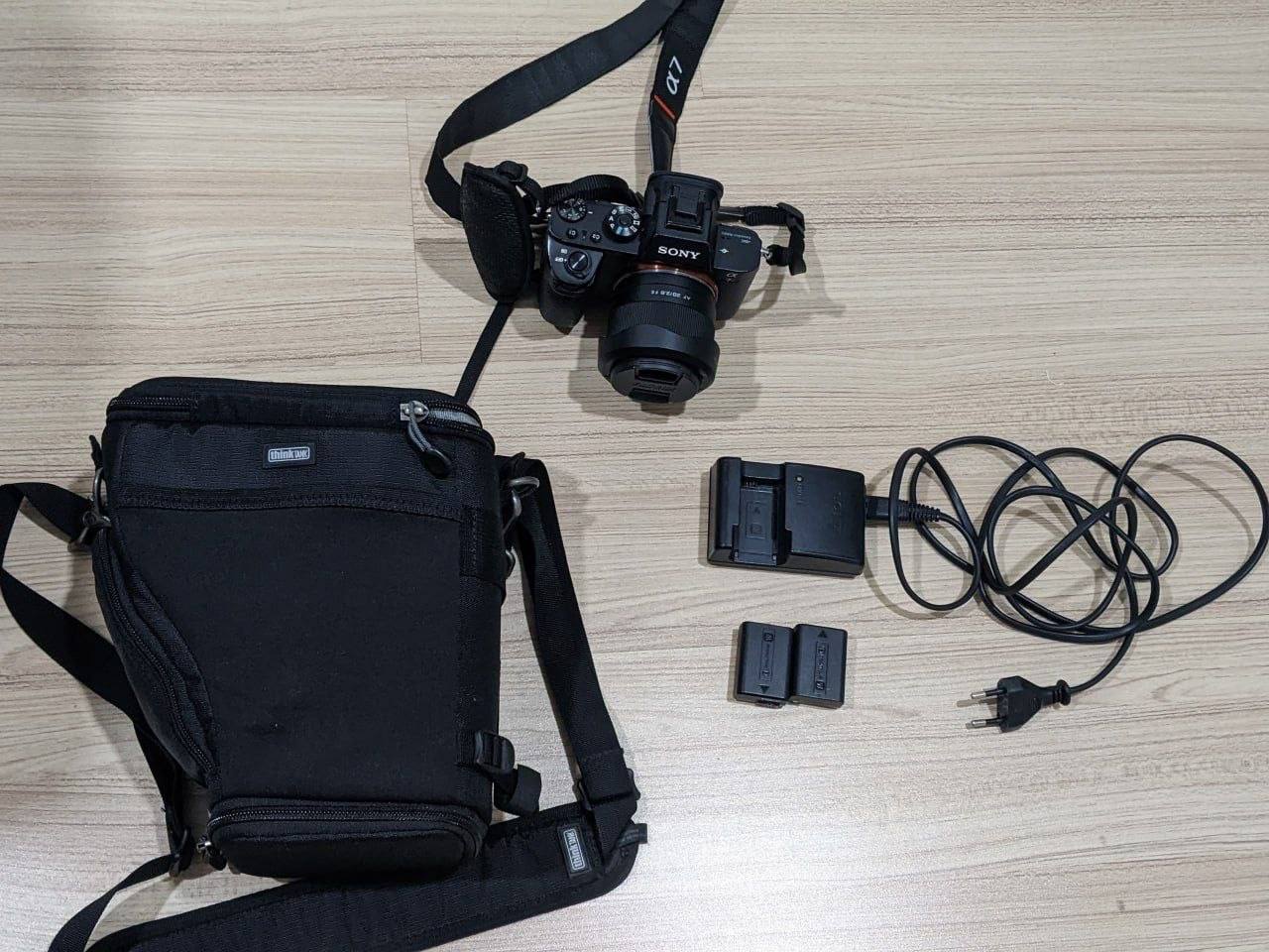 Фото 2: Продаю фототехнику: камера Sony A7R II в отличном состоянии, объектив Viltrox AF 20mm F2.