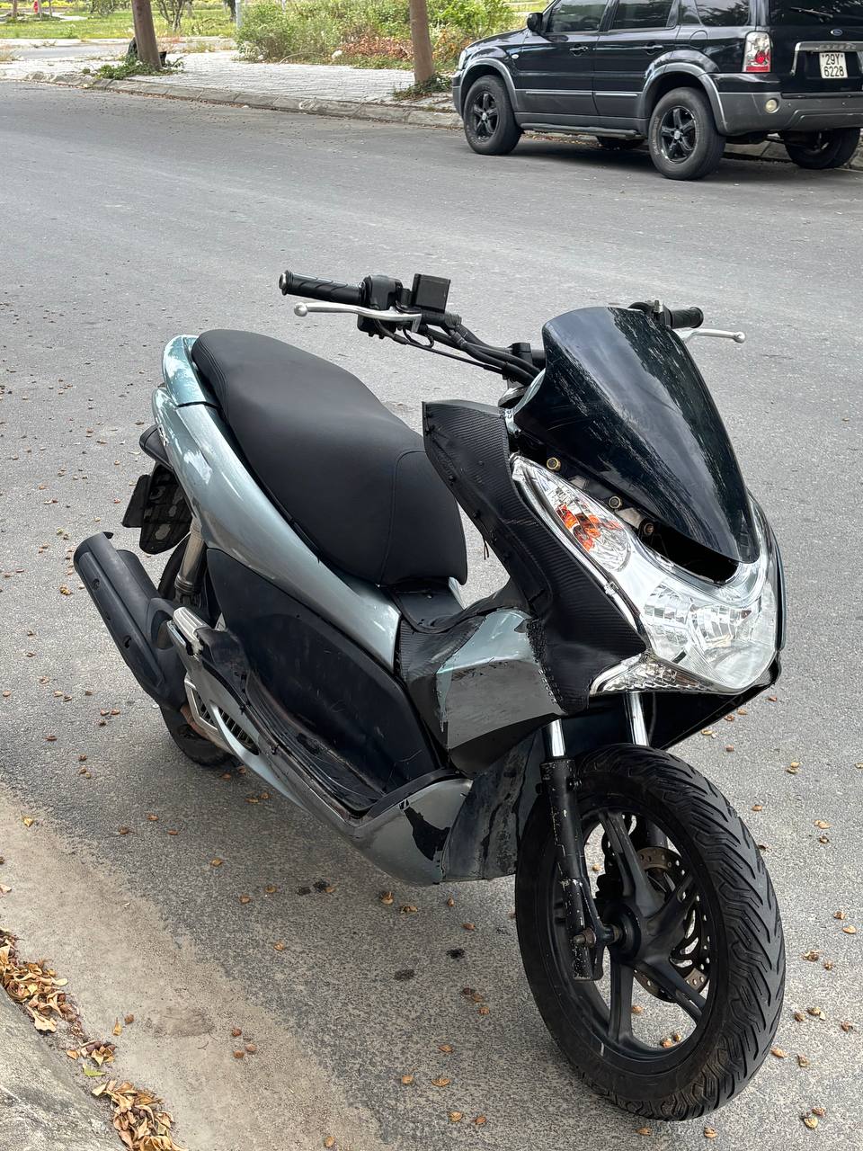 Фото 2: Продаётся мопед Honda PCX 2012 года в рабочем состоянии