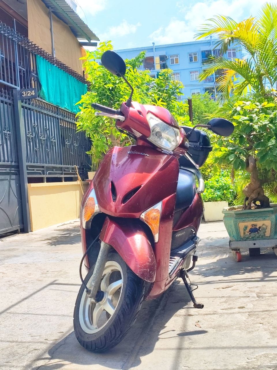 Продаётся Honda Lead 110, 2012 года