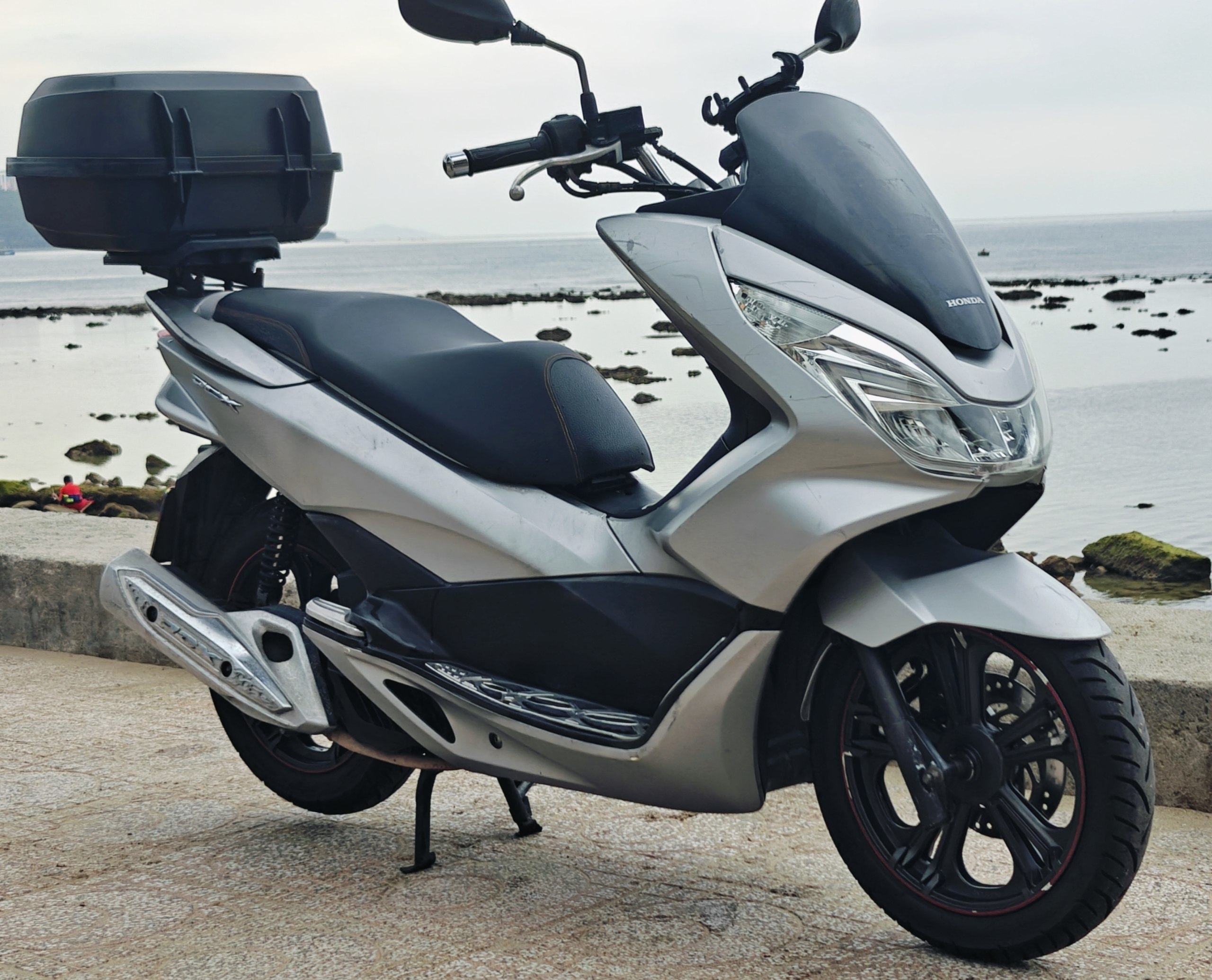 Продаётся Honda PCX 125 второго поколения