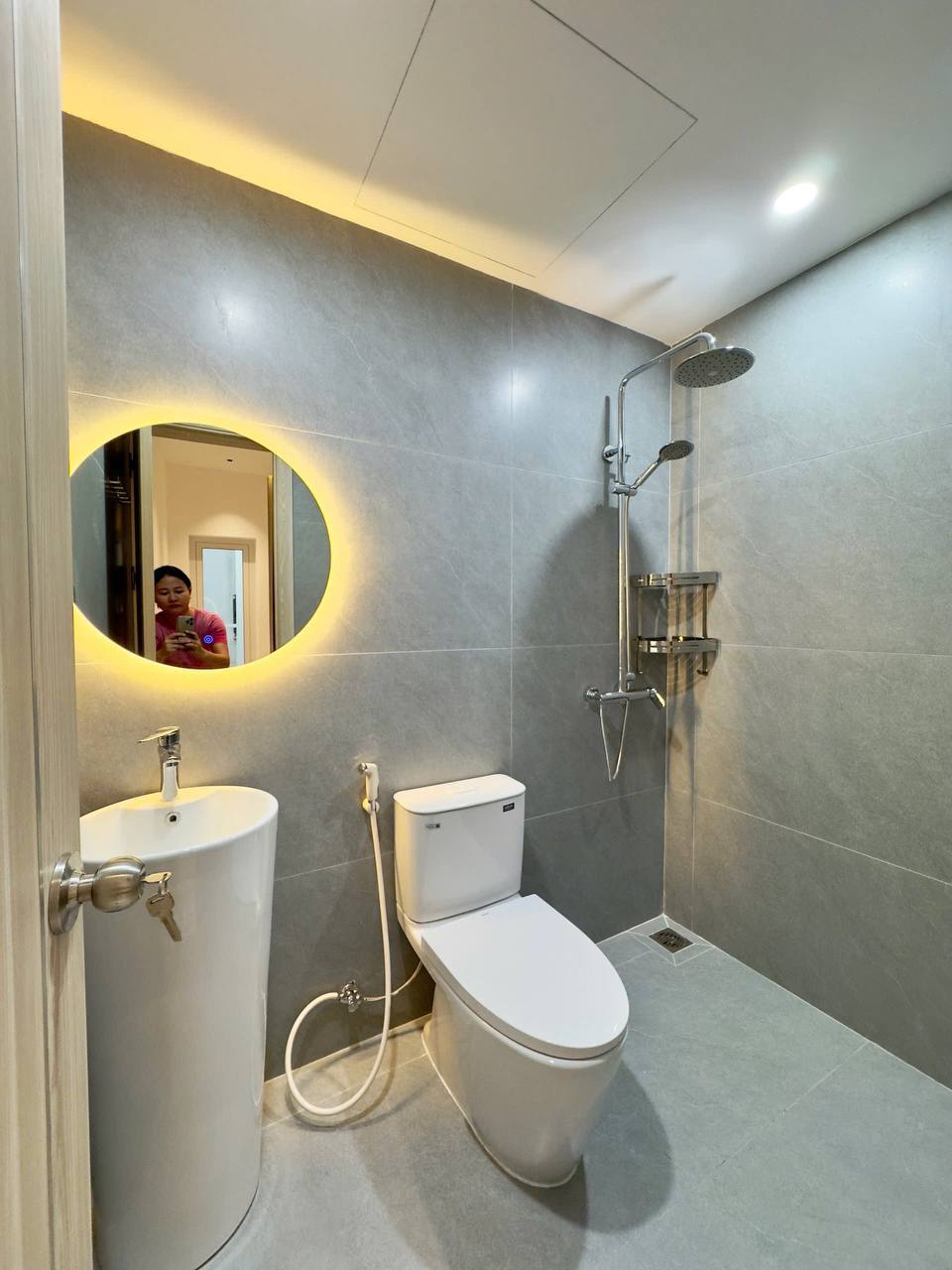 Сдается дом 4 этажа, 4 спальни, 4 санузла, площадь 75 м²