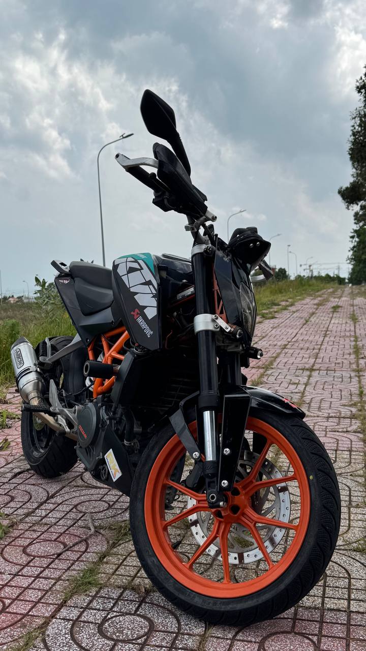 Фото 2: Продаю мотоцикл KTM Duke 250 в отличном состоянии, пробег 24 281 км