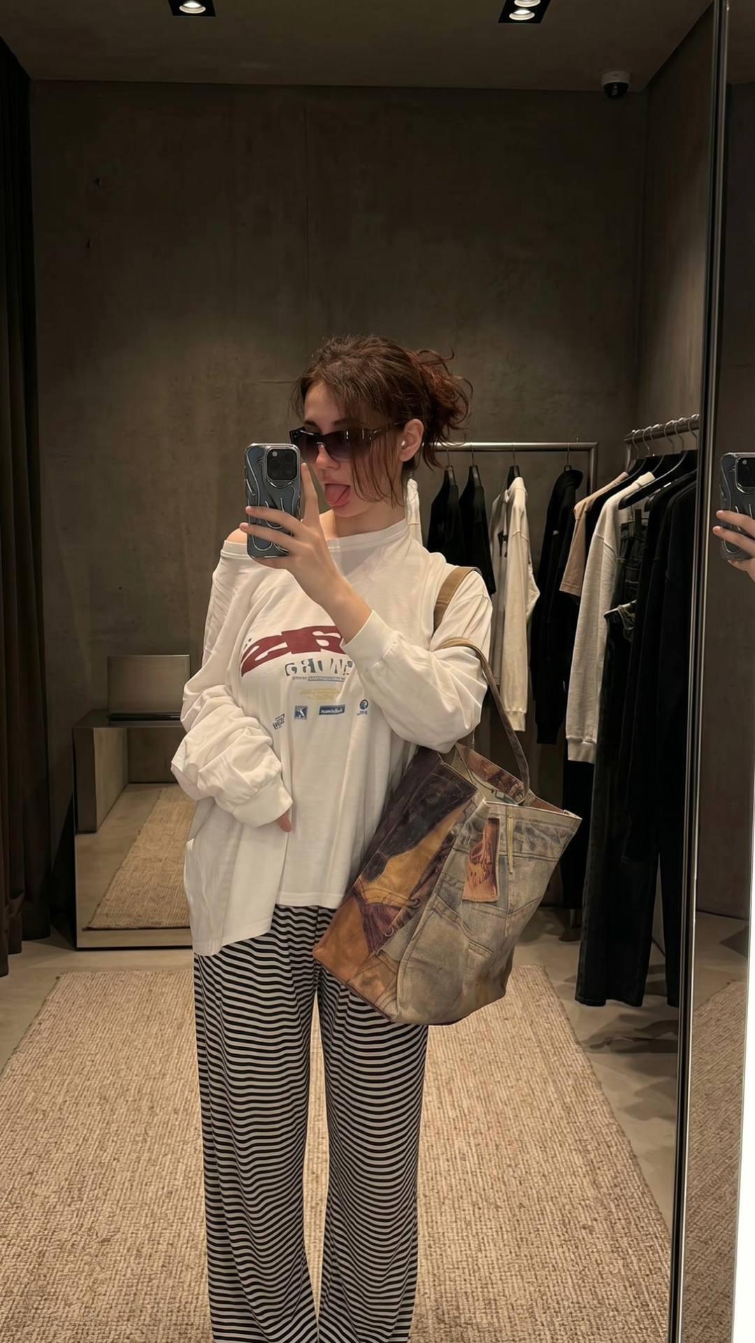 Фото 2: Продаётся оригинальная сумка Acne Studios в отличном состоянии, с электронным чеком и…