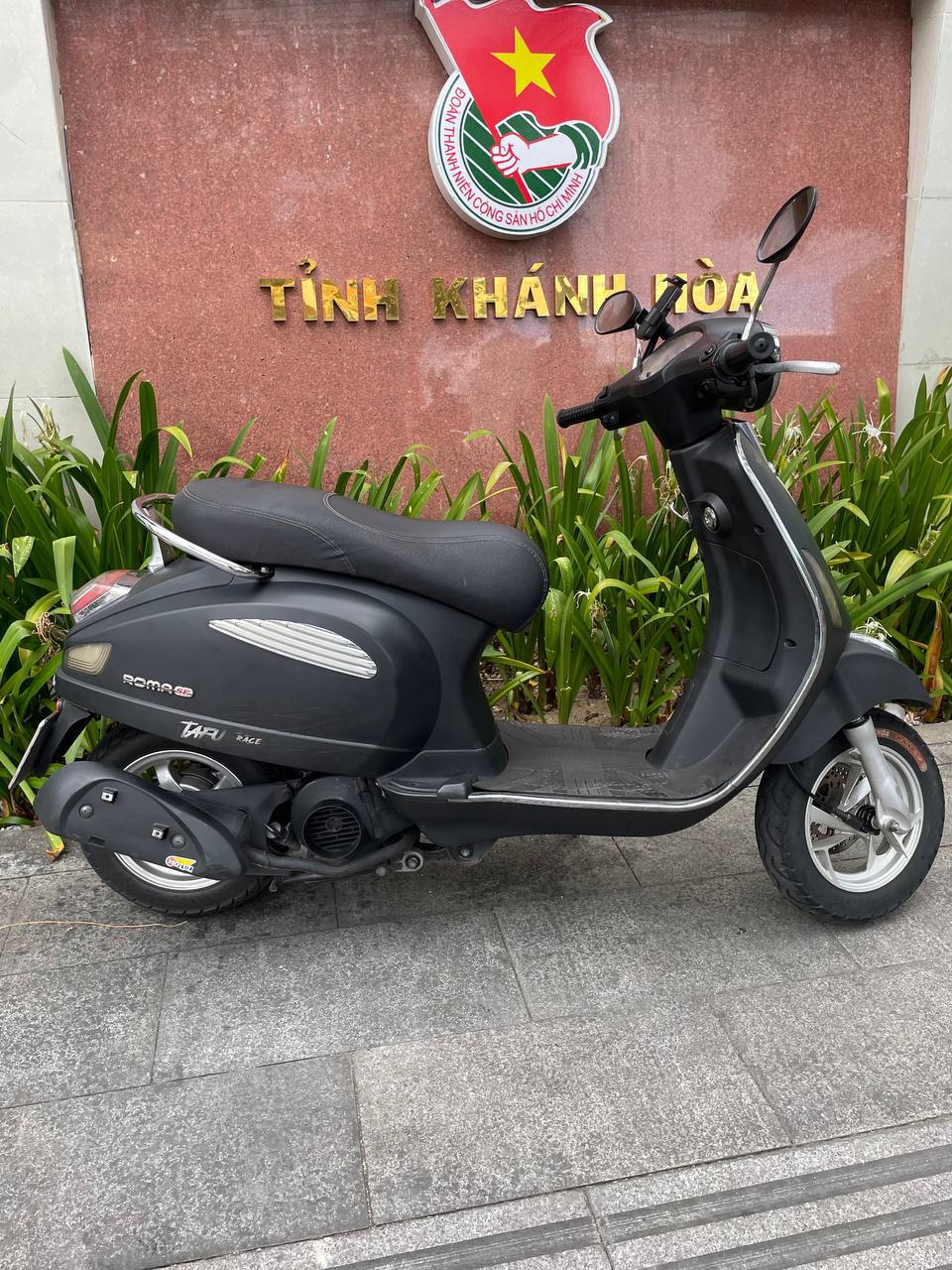 Продаётся скутер Roma SE 50cc, права не нужны