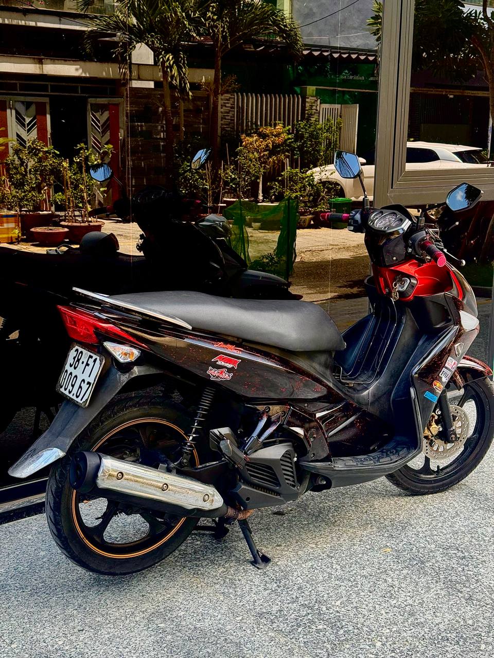 Фото 2: Продаётся скутер Yamaha Nouvo LX 2011 в отличном состоянии