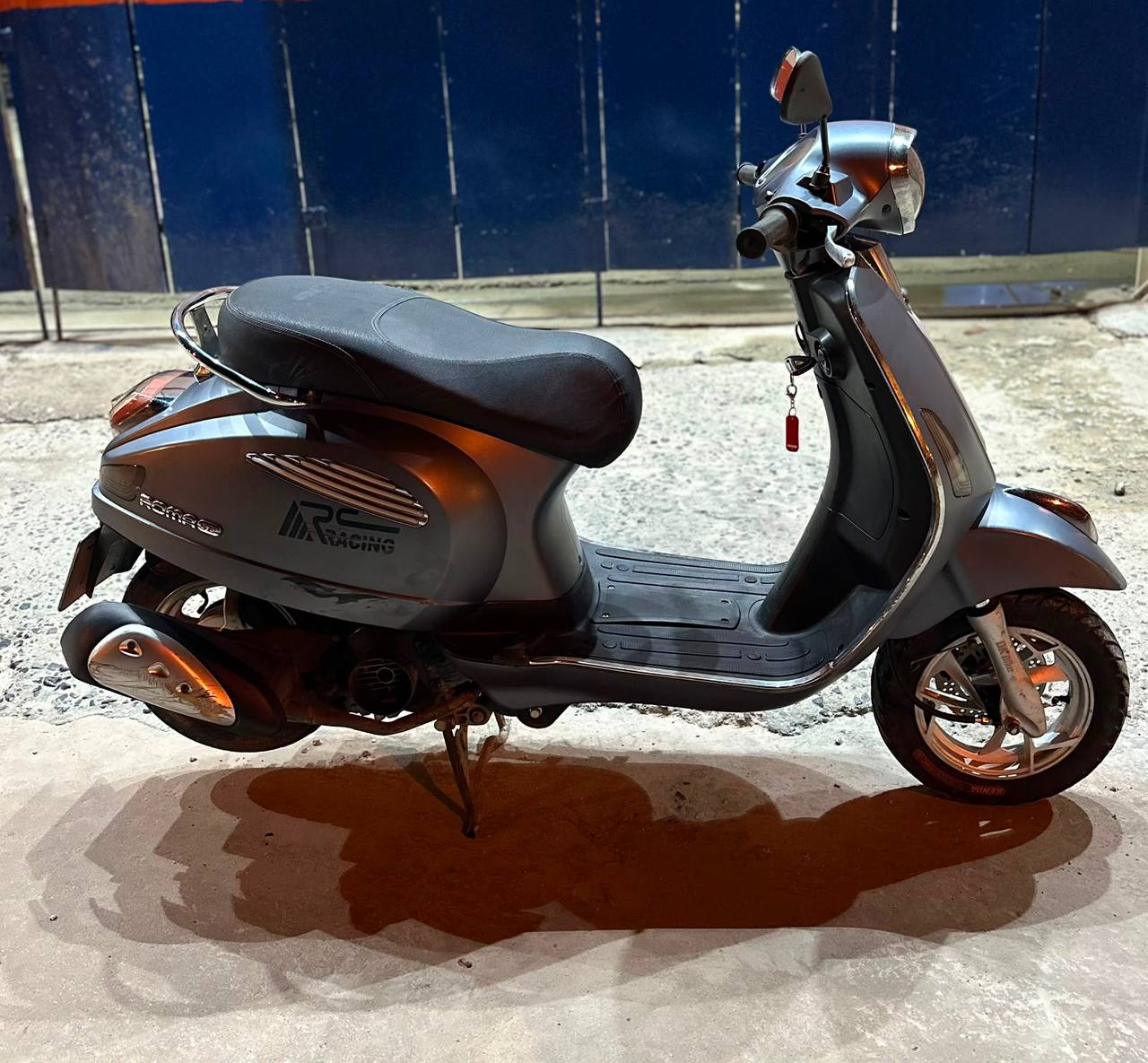 Фото 3: Продаётся скутер DK Roma SE 50cc 2020 года